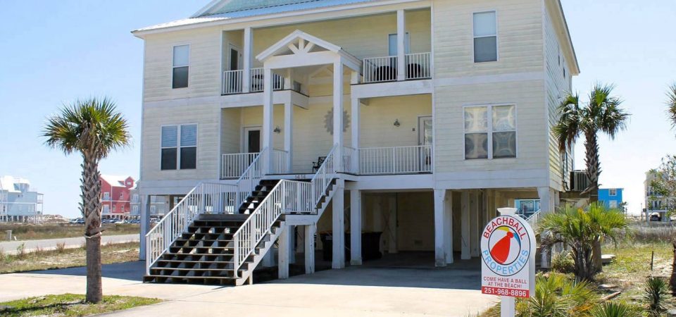 WHY FALL IN ALABAMA IS THE PERFECT TIME FOR A FORT MORGAN GETAWAY